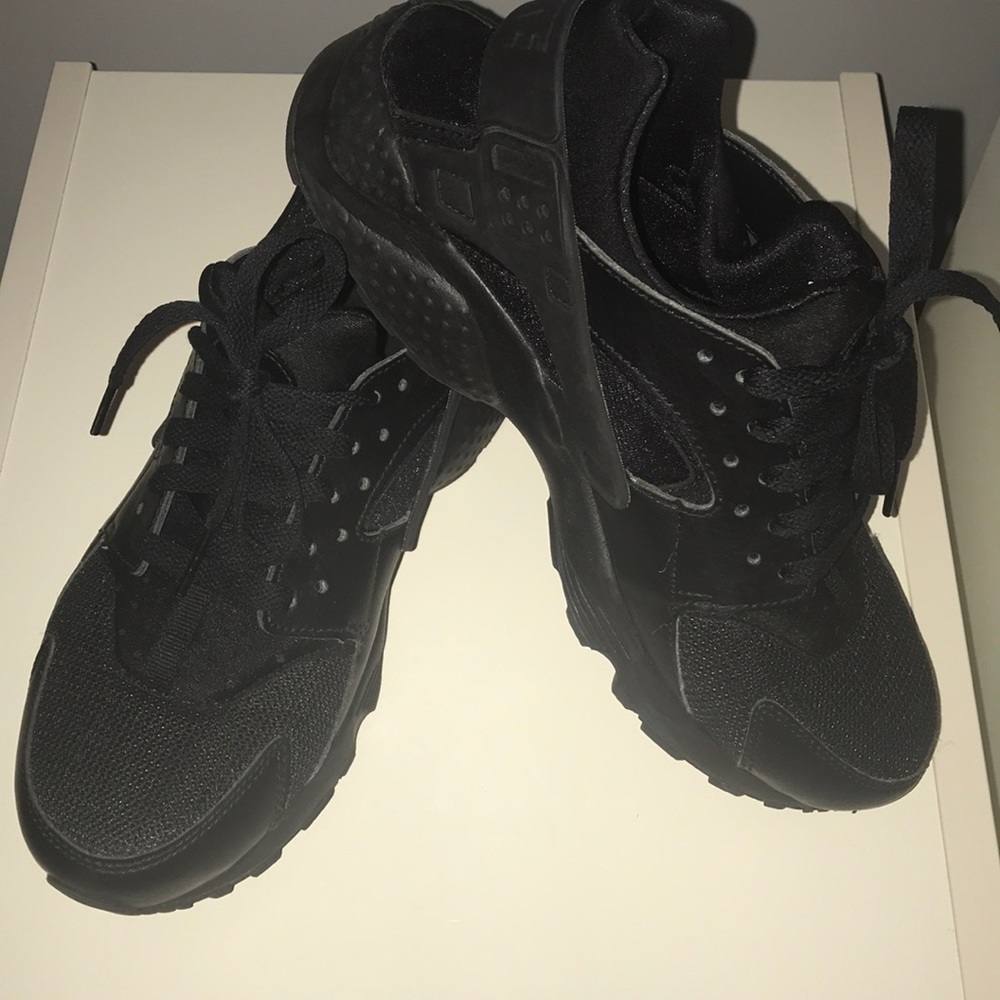 Nike Huarache Sneakers